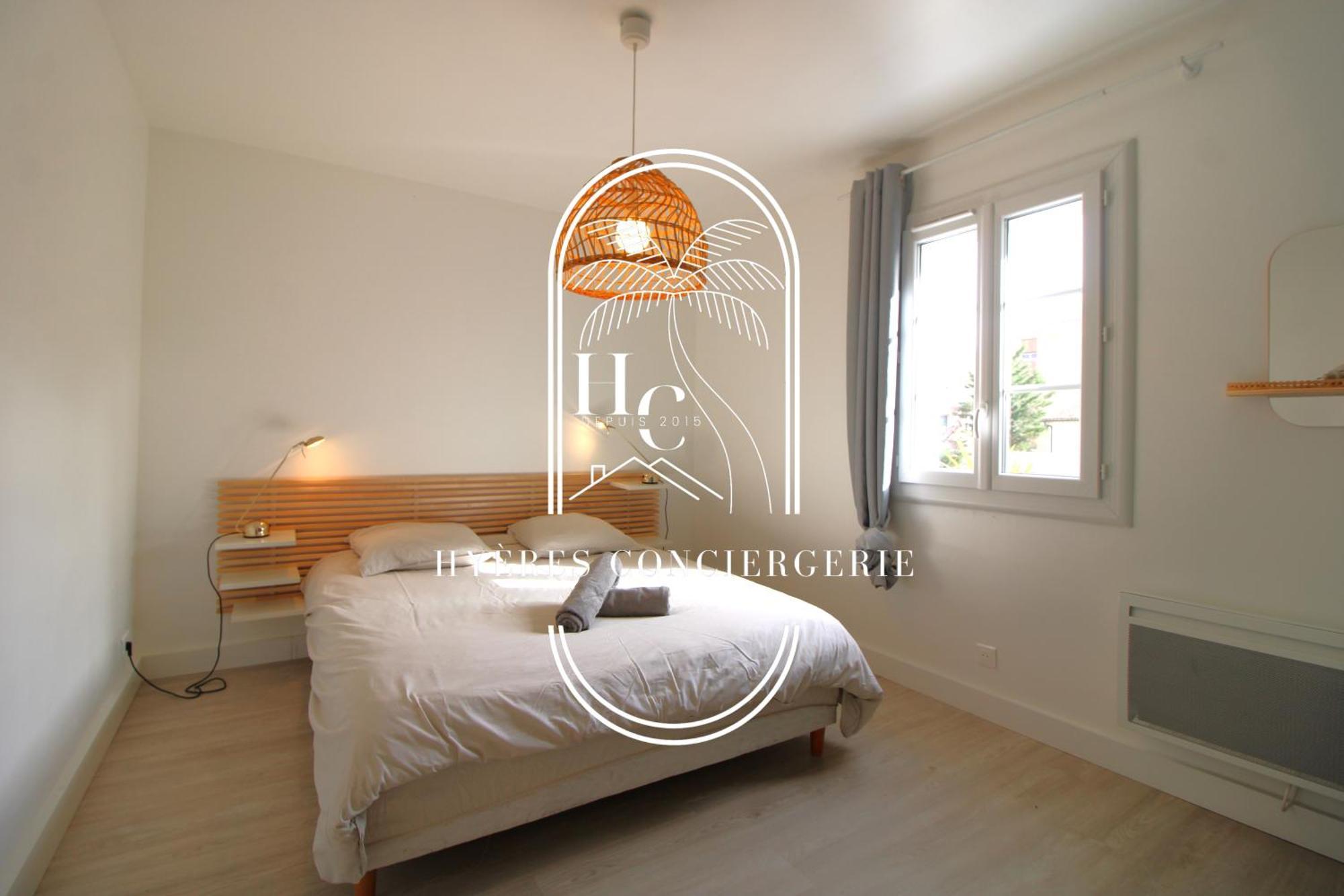 Duplex Au Coeur Du Port D'Hyeres- Plages Parking By Hc 外观 照片