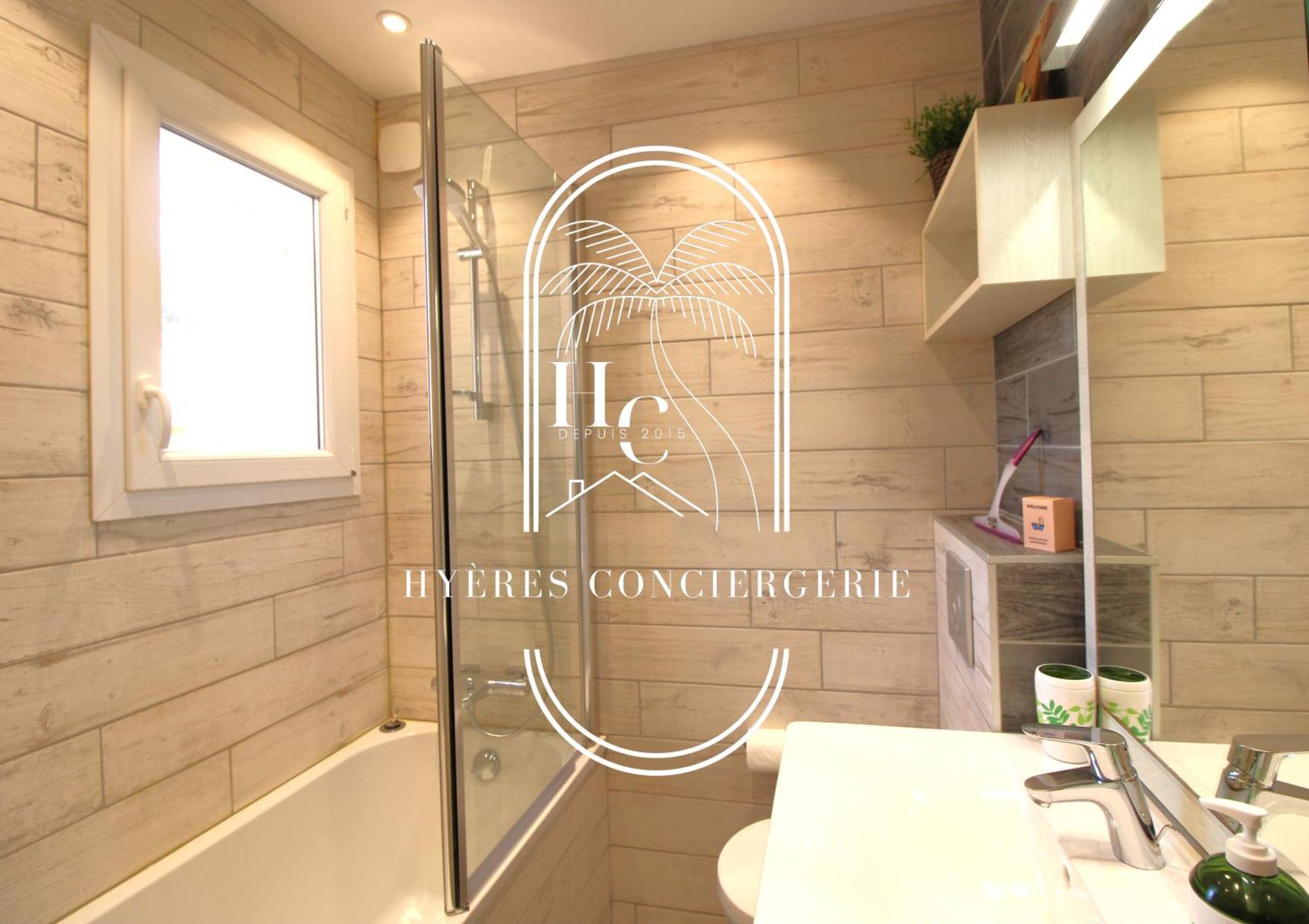 Duplex Au Coeur Du Port D'Hyeres- Plages Parking By Hc 外观 照片