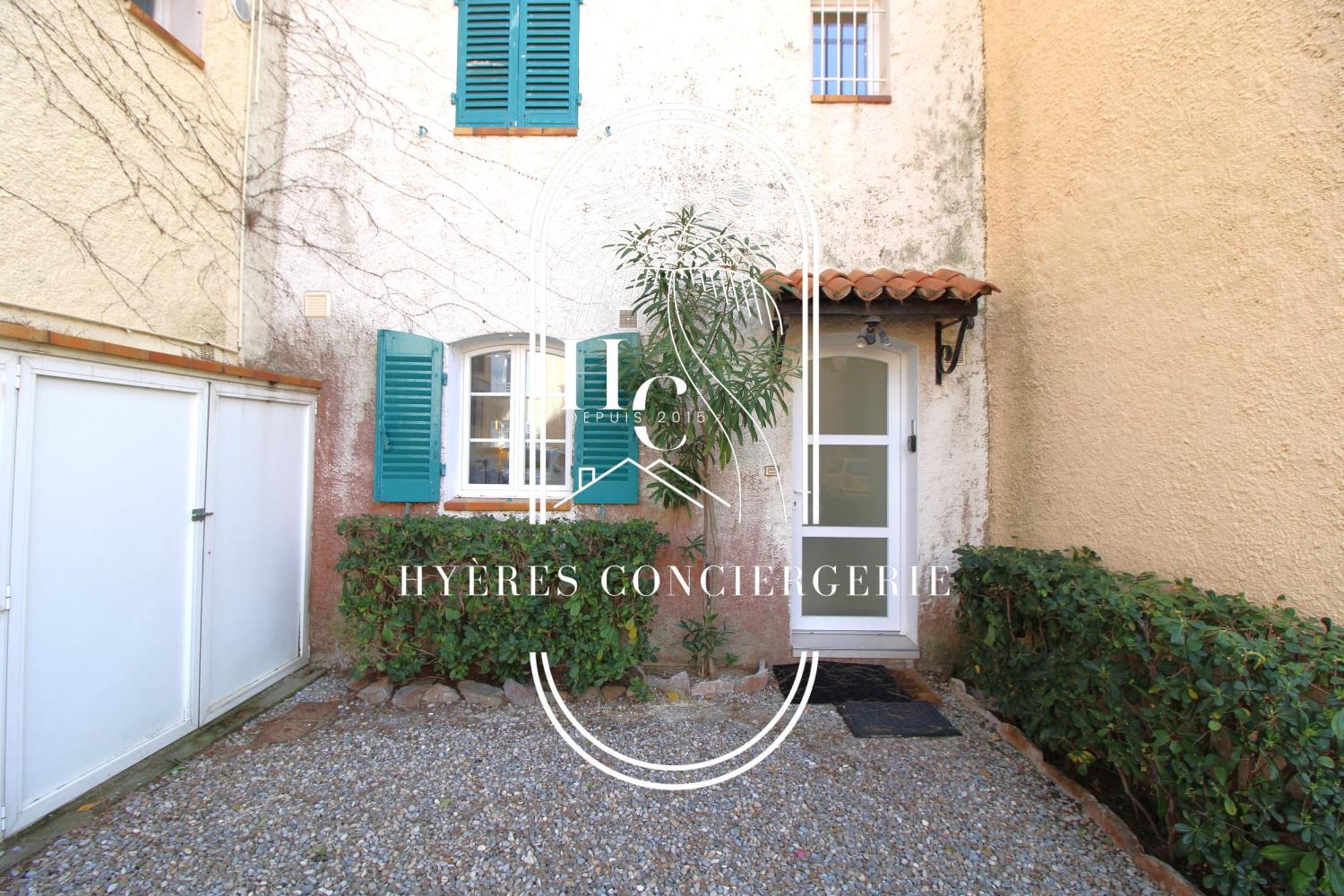 Duplex Au Coeur Du Port D'Hyeres- Plages Parking By Hc 外观 照片