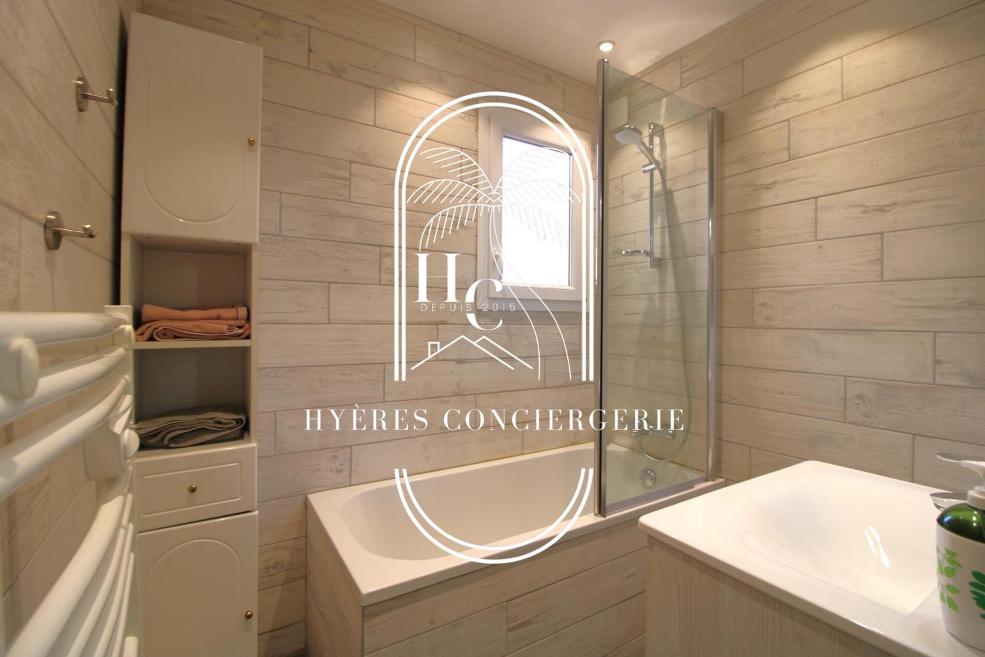 Duplex Au Coeur Du Port D'Hyeres- Plages Parking By Hc 外观 照片