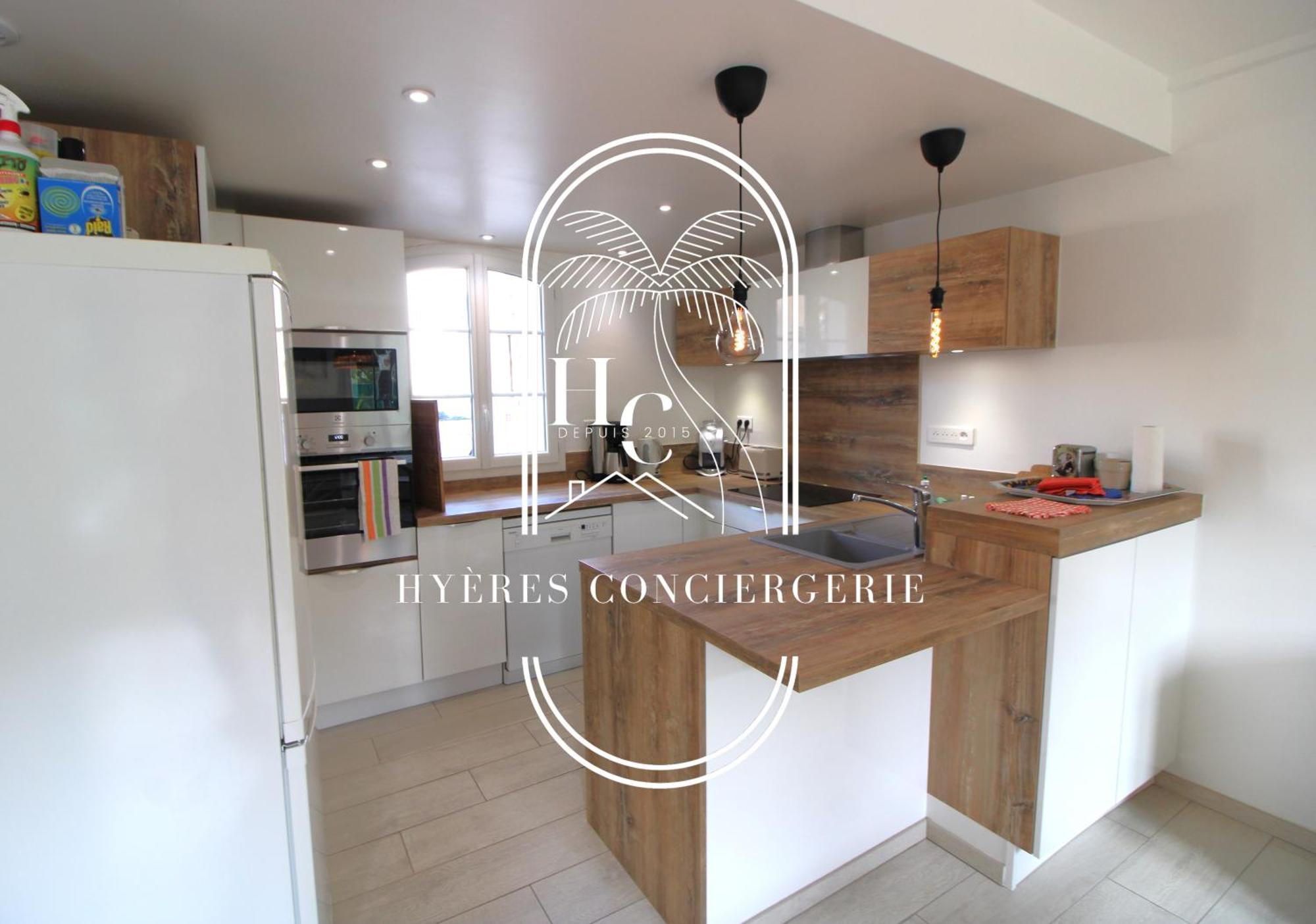 Duplex Au Coeur Du Port D'Hyeres- Plages Parking By Hc 外观 照片