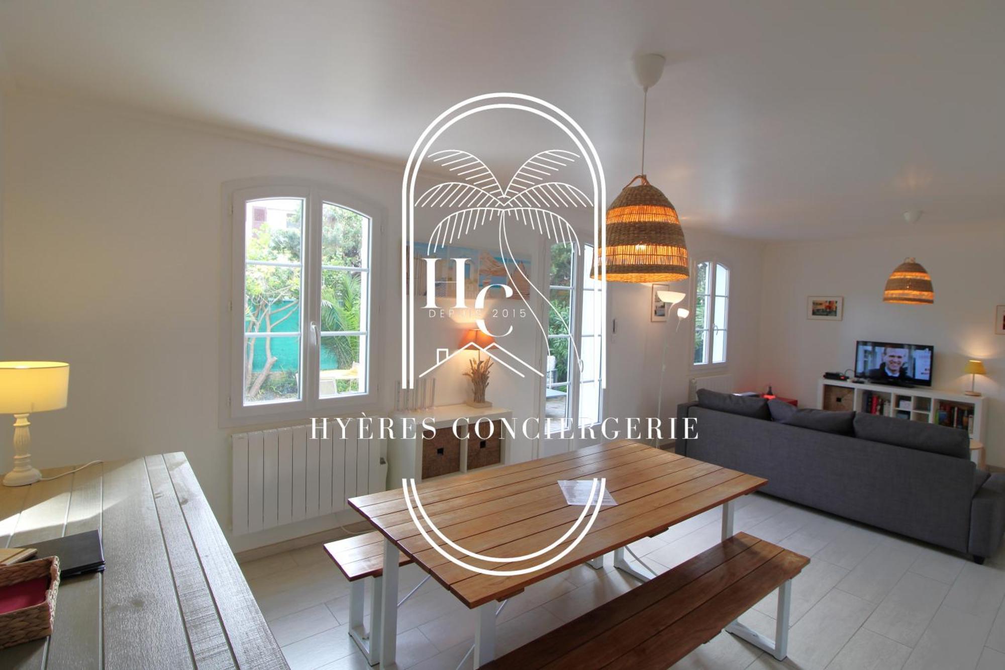 Duplex Au Coeur Du Port D'Hyeres- Plages Parking By Hc 外观 照片